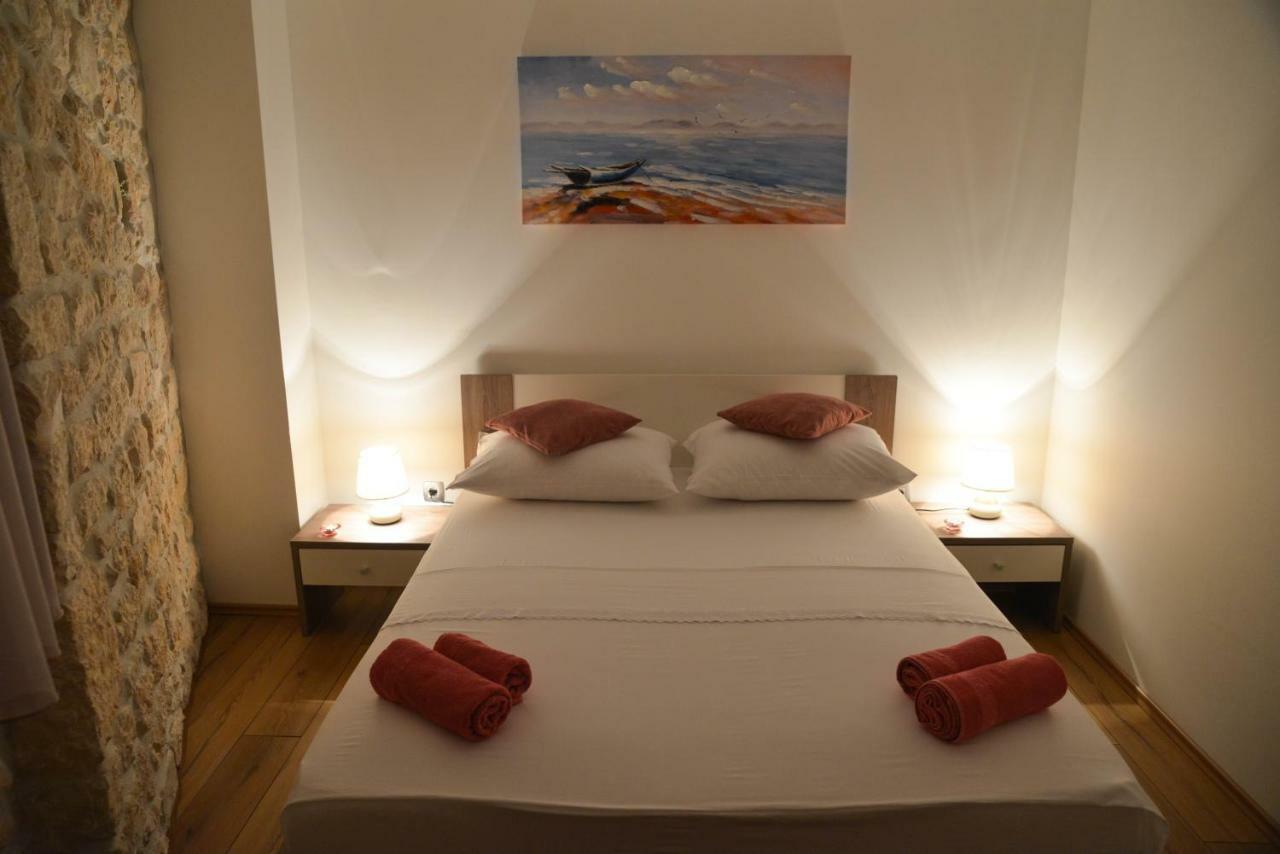 Apartmani Olujic Imotski Buitenkant foto