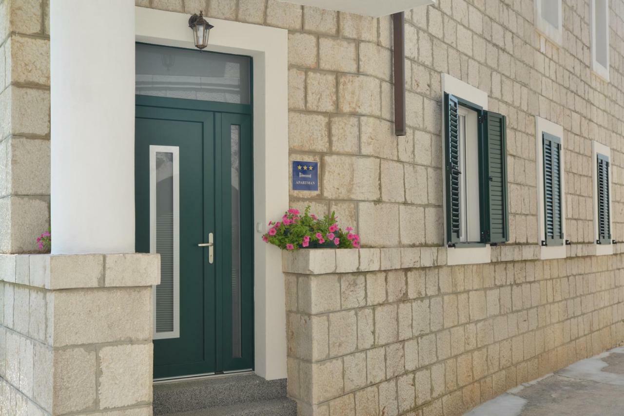 Apartmani Olujic Imotski Buitenkant foto