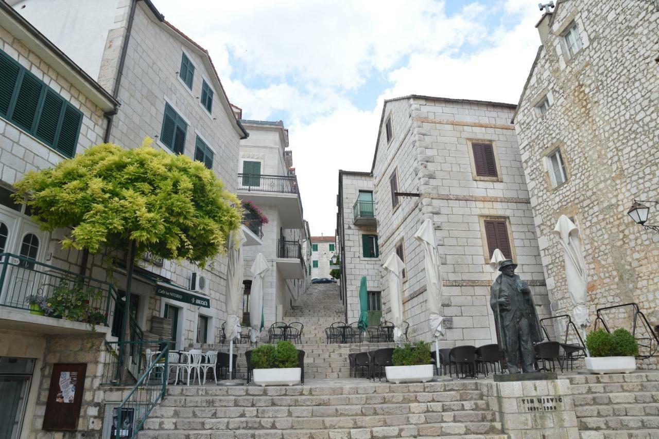 Apartmani Olujic Imotski Buitenkant foto